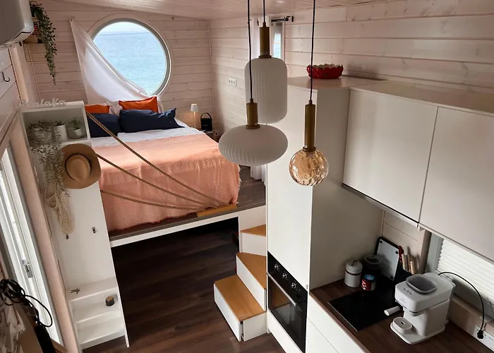 בית נופש Tiny Majvie